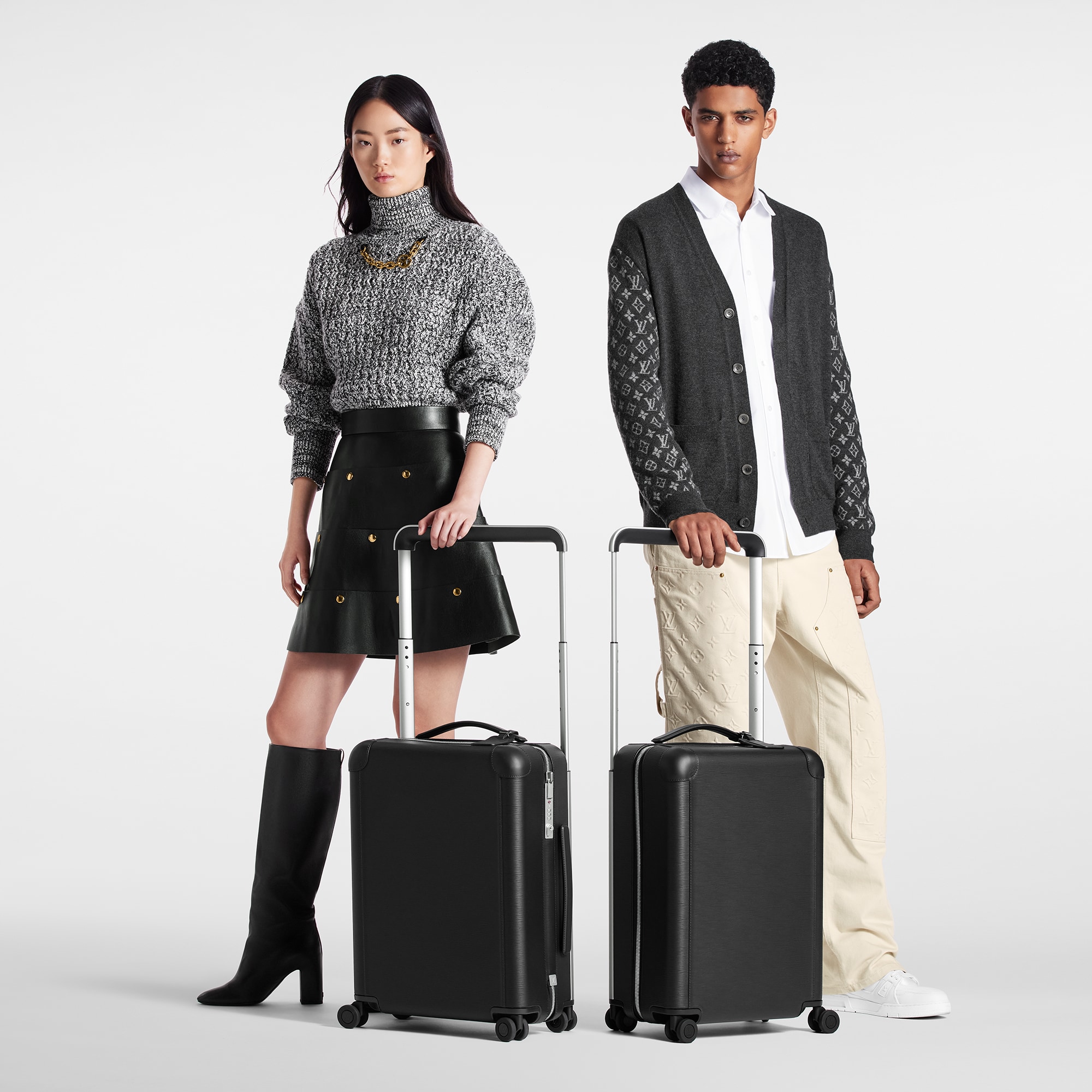 スーツケース ホライゾン 55 エピ｜ルイ・ヴィトン 公式サイト - M23235